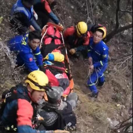 华为卫星电话：怀柔网友险情上报，关键时刻救命神器！