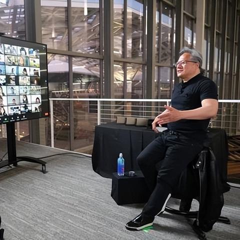 黄仁勋再创辉煌！NVIDIA双高管跻身亿万富翁行列