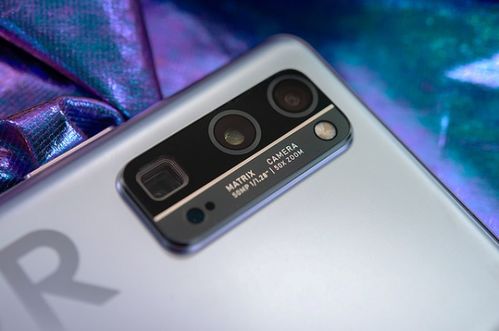 华为Pura 70 Pro极限挑战：泡黄河24小时不关机！