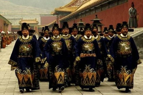 《明末秘境探秘：双婴玉佩藏匿之谜》