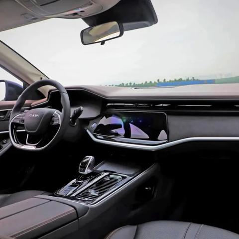 《美女辅助解锁攻略：对影成三人，双人结局大揭秘》