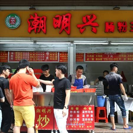 华强北“小孩哥”外卖潮：一单两块，家长力挺！