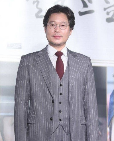 《请回答1988》演员宋英奎车内离世，揭秘不为人知的背后真相