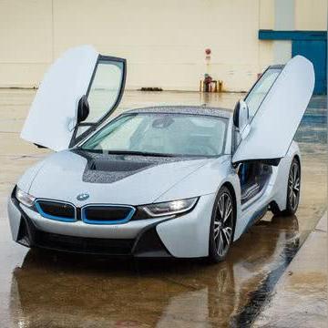 理想i8 Max版独领风骚，价格直降万元！抢购新SUV神器！