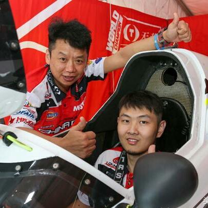 皮特主演《F1》票房狂飙5.4亿，力压《僵尸世界大战》！