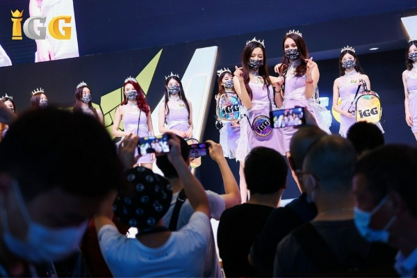 CJ2025闪耀Coser秀，IGG玩梗承包尖叫狂欢！