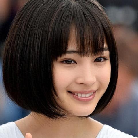 《桥本环奈助阵！益世界《异世界慢生活》周年庆，揭秘治愈之旅》