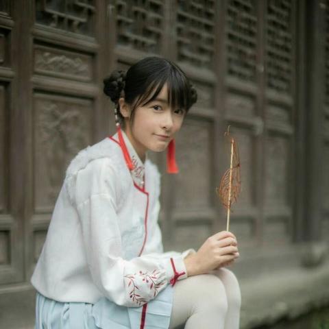 赵露思病后剧本多，却遇“无合适角色”困境