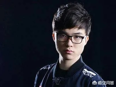 Faker回忆：巅峰“一神带四坑”时代，经典再现！