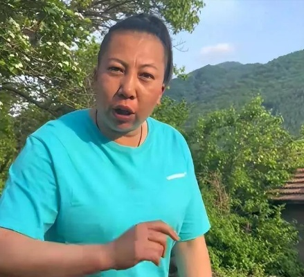 《秀才东北雨姐复活赛热战，玩家热议！》