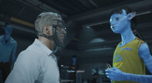 《阿凡达》实机演示：躲闪瞬间竟捋发秀操作！