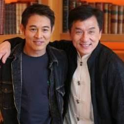 成龙再获终生成就奖！盘点影坛传奇的辉煌时刻