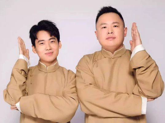 郭麒麟接班德云社：郭德纲直言不弃，传承大业谁主沉浮？