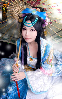 《剑星》伊芙独家抖动模组：三步摇五步抖，舞动江湖风华