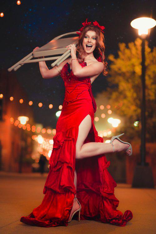 《最终幻想7》爱丽丝cos还原度爆表！阿什莉体模惊艳亮相