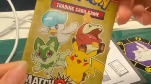 《日本麦当劳宝可梦卡牌活动：遗弃食物，玩家热议收场！》