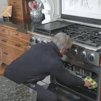 黄仁勋子女横扫英伟达核心，科技新势力崛起！