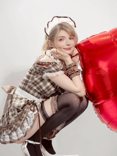 《清凉cosplay惊艳亮相！碍事梨体模新照曝光》