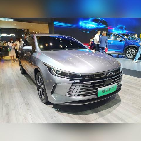 比亚迪霸榜！新能源霸主包揽全球三大榜单第一