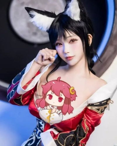 《剑星》尹雪花COS奶牛，绝美还原！🐄🌟