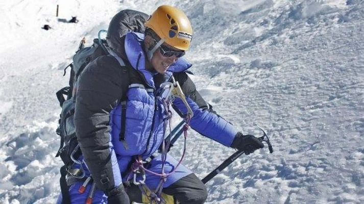 珠峰倒立传奇！38岁女登山者乔戈里峰遇难，揭秘她的壮志未酬
