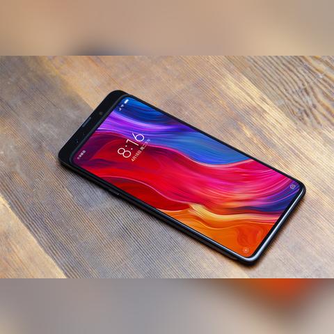 重庆女孩撞脸雷军爆红！网友：这相似度简直让人傻眼