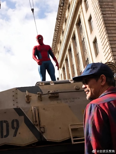 《蜘蛛侠4》独家片场曝光：罚叔座驾震撼纽约街头