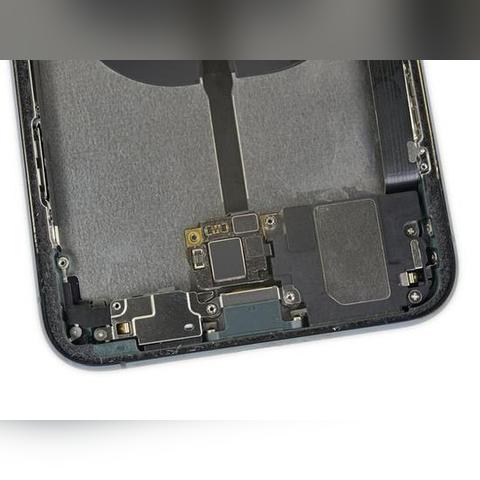 苹果17Pro Max内部揭秘：史上最大容量电池震撼登场