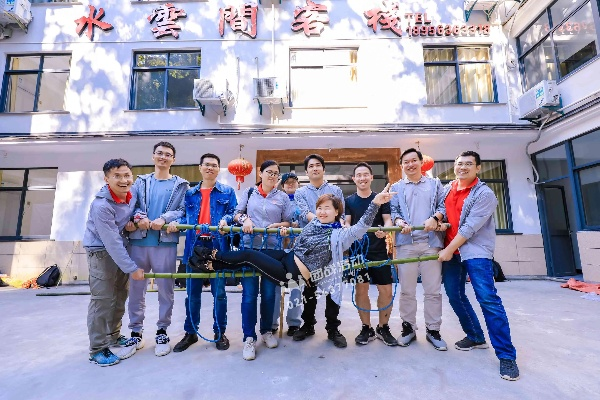 古剑团队揭秘：生存挑战背后的研发故事