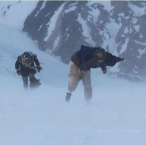 《东北抗联女兵回忆录：揭秘《生还》9月3日上映》