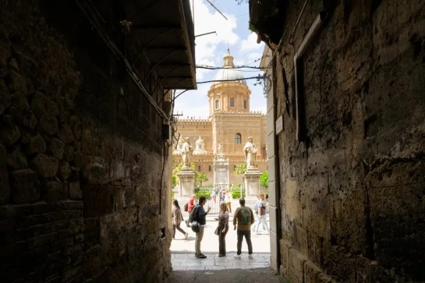 巴勒莫窄轨铁路摄影攻略：四海兄弟故乡必去拍照点