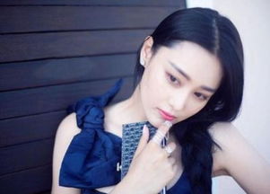 张馨予苹果店裙摆风波：揭秘涉事门店应对策略