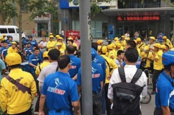 美团回应“狗饭”争议：骑手心声，真相揭晓