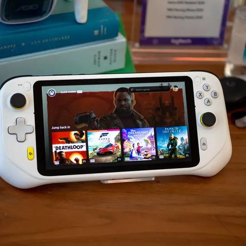 Xbox掌机试玩体验：手感佳性能强，续航表现待揭晓