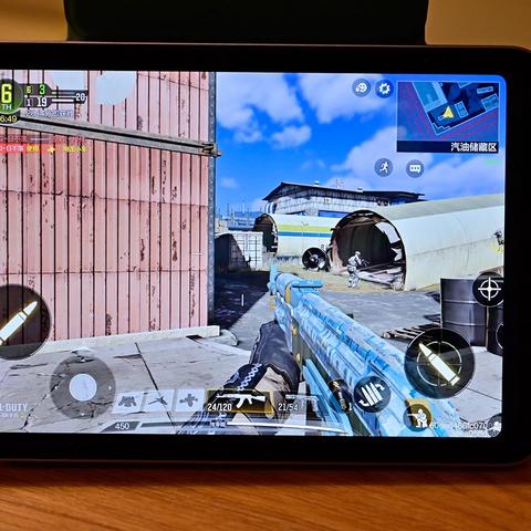 Xbox掌机试玩体验：手感佳性能强，续航表现待揭晓