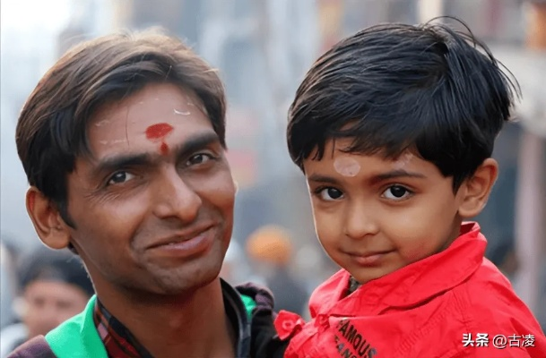 网红夫妇慷慨资助孟加拉贫困户，反遭勒索！一年善举真相曝光