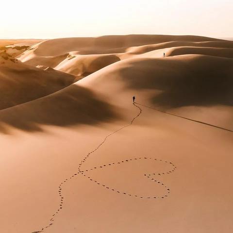 《红色沙漠》科隆展试玩盛况：玩家挤爆现场！