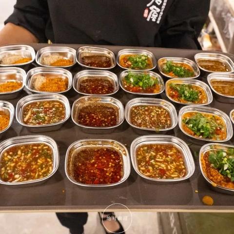 《空洞骑士：丝之歌》揭秘：小团队打造大作，耗时之谜大公开