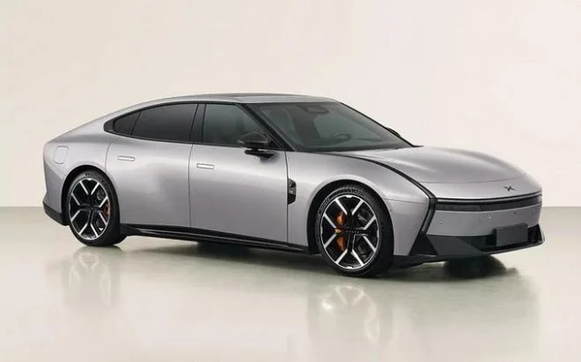 小米YU7续航挑战，小鹏P7破纪录狂飙3961km！