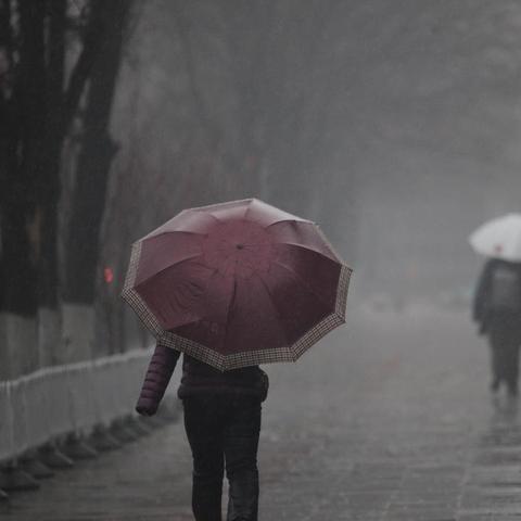 iPhone17 Pro系列四色新图曝光！史上首款橙色亮相