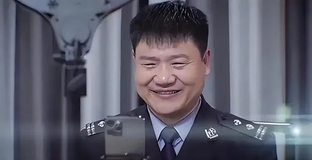 《反诈老陈联手嘎子哥，酷派X60手机神秘上架！》