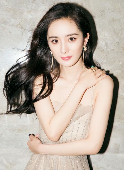 杨幂《生万物》年度爆款！单日播放量再创新高