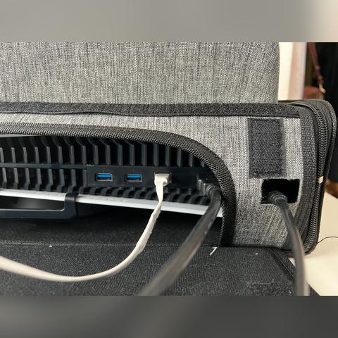 PS5变身便携神器：2.8KG轻巧屏，随时随地畅玩新体验