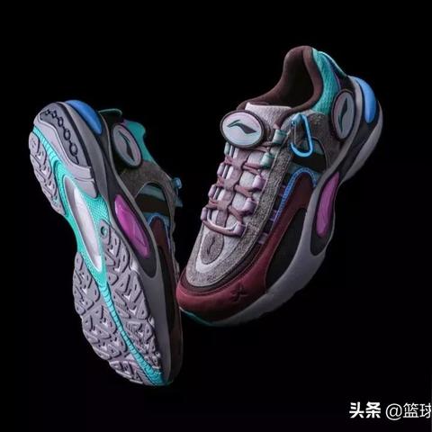 《NS Lite撞色设计：质感十足，游戏新体验》