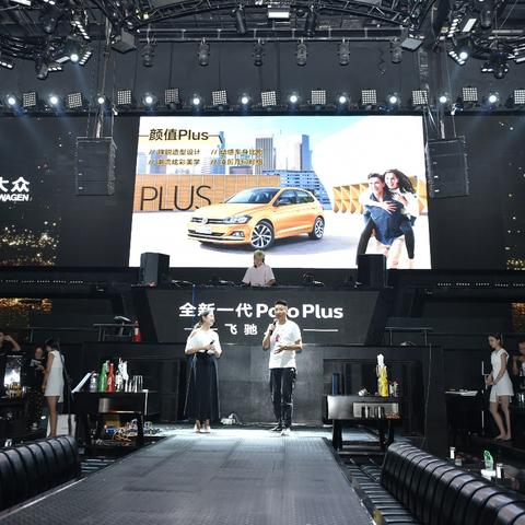 《暗黑破坏神2重制版》国服新篇章：角色焕新，探索新境界