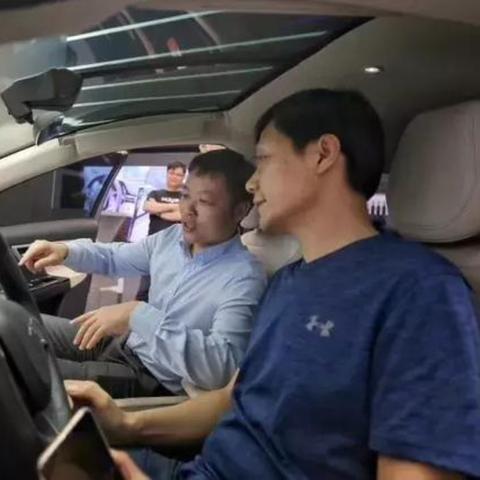 小鹏雷军对话曝光：24小时耐力挑战引热议