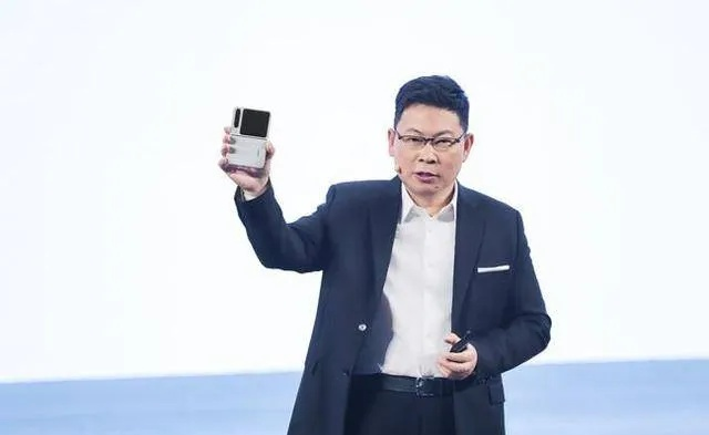 华为荣耀销量惊人：余承东直言20万以下利润薄！订单破5万大关