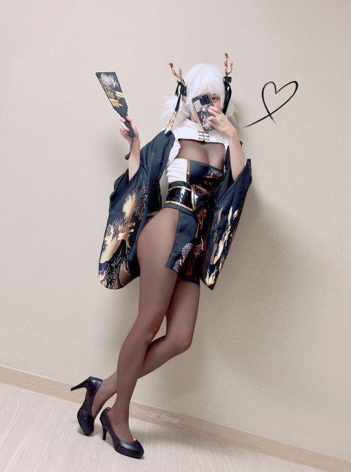 《胜利女神》夏日新角色阿妮斯：战斗风采惊艳亮相