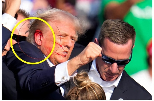 《16岁少年Cos汉克被捕：揭秘仿真枪携带风波》