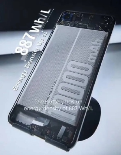 真我手机明年首发！史上最大容量10000mAh电池震撼来袭